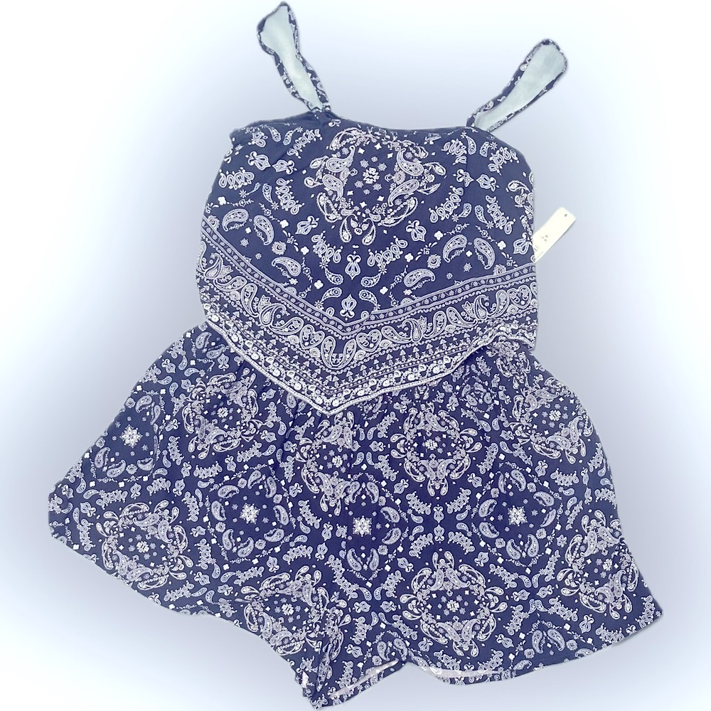 2 pieces No Boundaries Navy Blue and White Patterned Women Shorts & Shirt